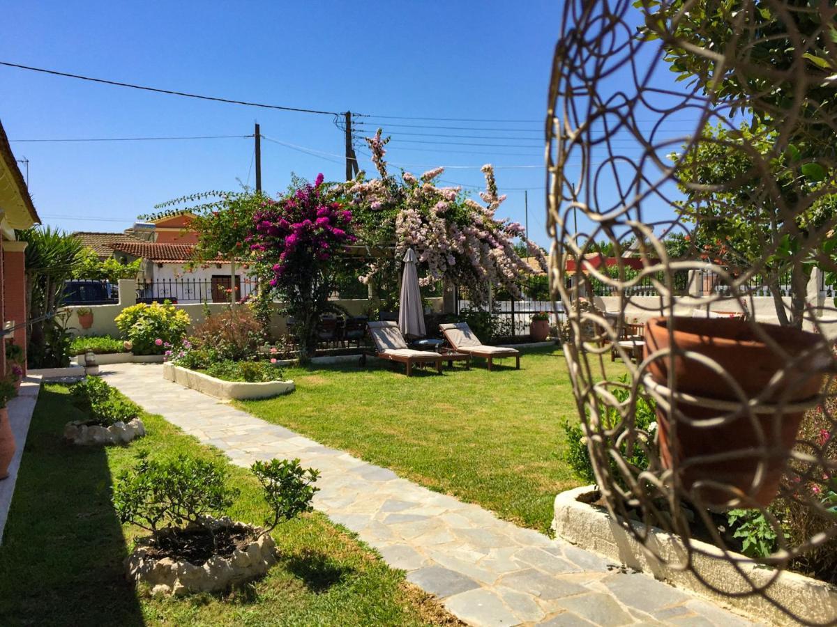 Nikodimos Garden Studios Agios Georgios  Bagian luar foto