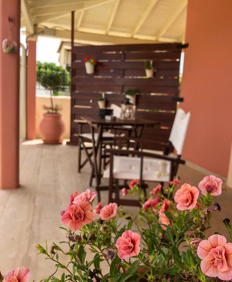 Nikodimos Garden Studios Agios Georgios  Bagian luar foto